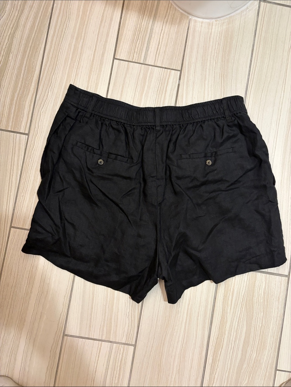 Quince 100% European linen trouser Shorts - Picture 4 of 9